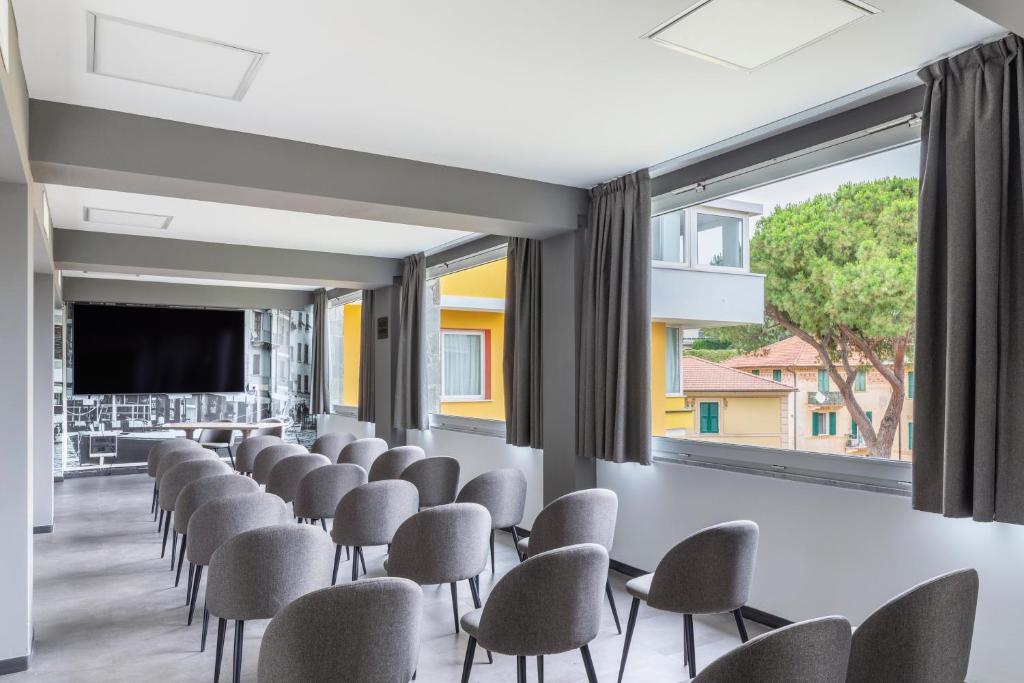 B&B Hotels Park Hotel Suisse Meeting Room